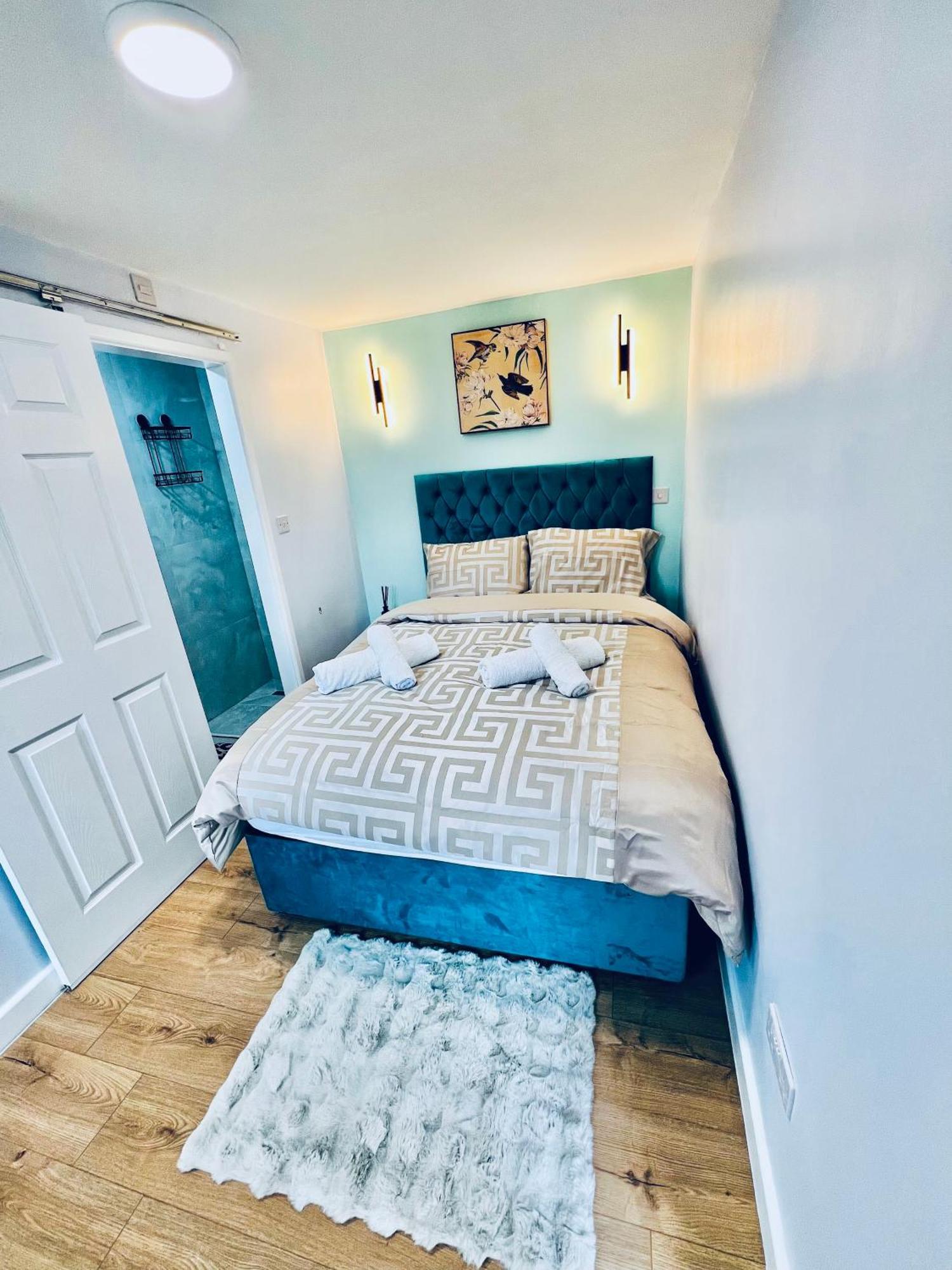 Luxury 1b Wt Free Parking Nr Ltn Airport, L&d Hosp, Whipsnade Zoo, Fast Trains To London