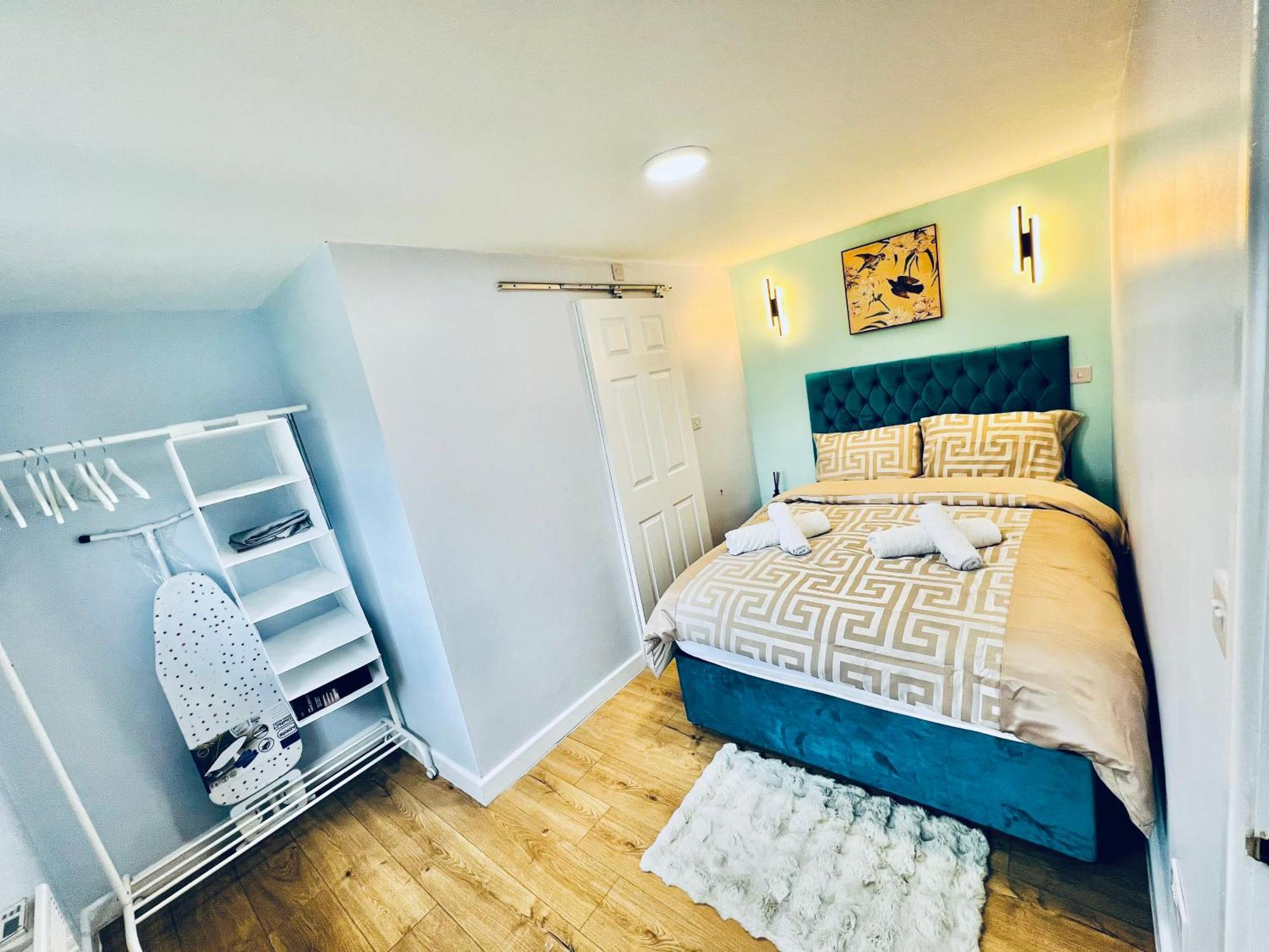 Luxury 1b Wt Free Parking Nr Ltn Airport, L&d Hosp, Whipsnade Zoo, Fast Trains To London Guest house